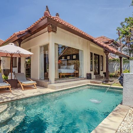 The Club Villas Seminyak Exterior photo