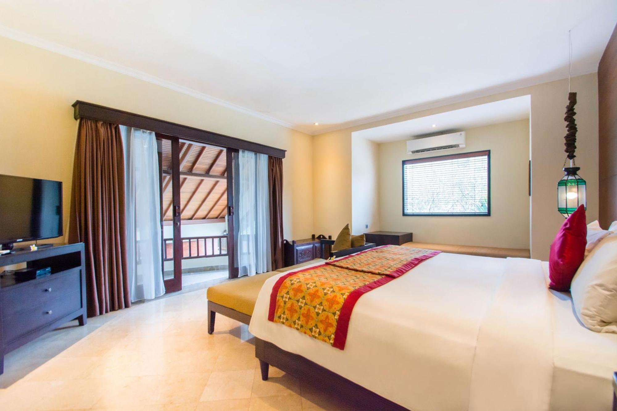 The Club Villas Seminyak Exterior photo